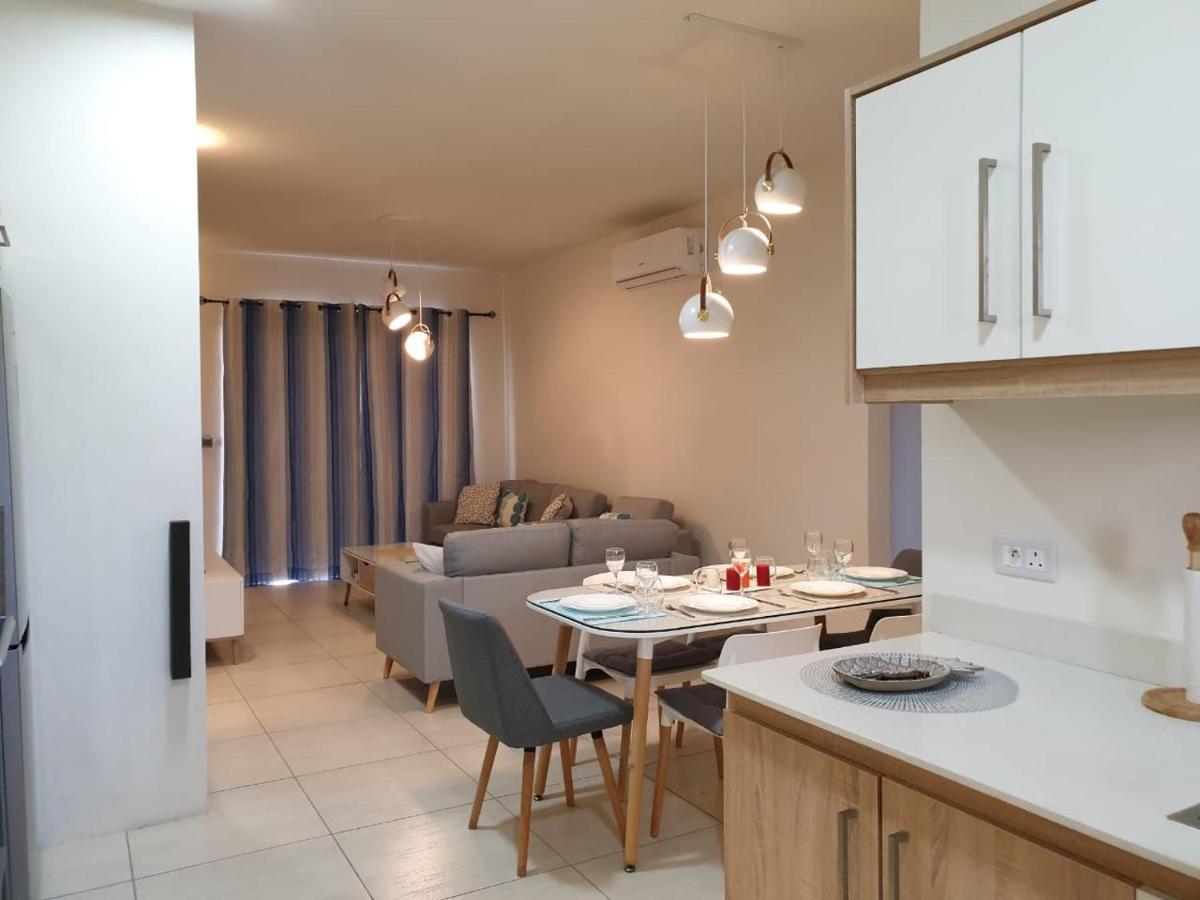 Westwood Luxury Penthouse With Private Roof Top Ref 15847 Flic-en-Flacq Exteriör bild