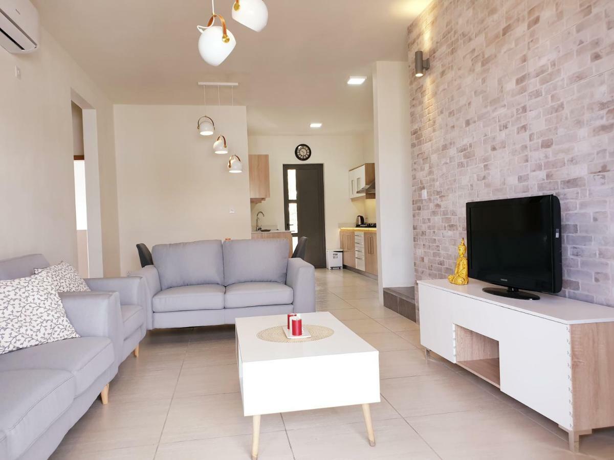 Westwood Luxury Penthouse With Private Roof Top Ref 15847 Flic-en-Flacq Exteriör bild